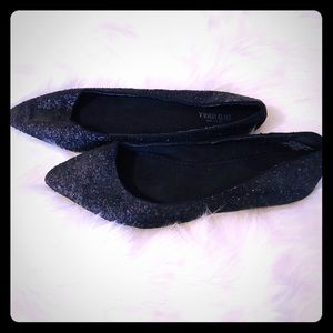 Black Pointed Flats